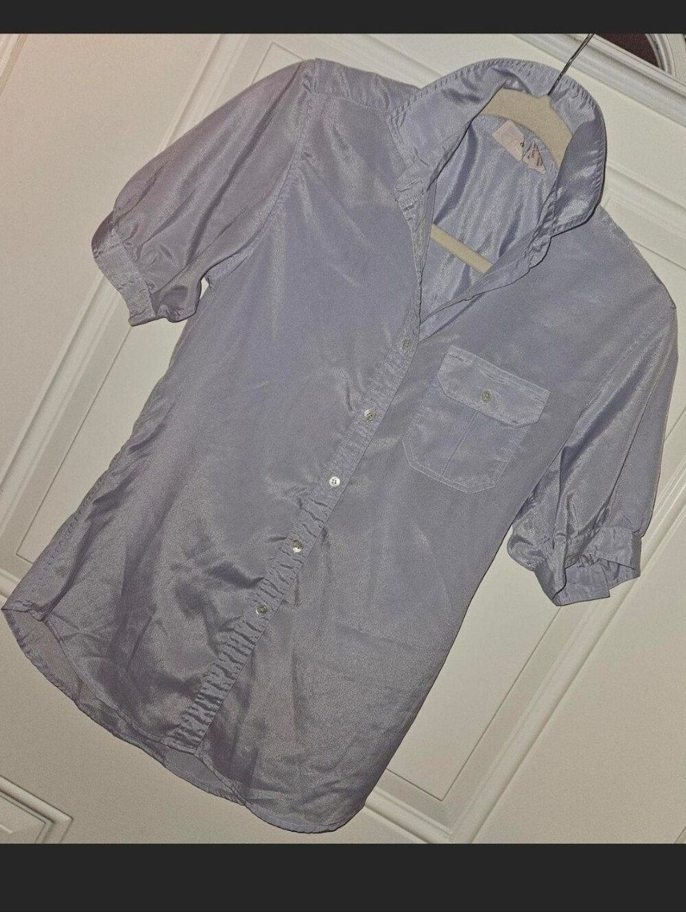 Vintage 80s Liz Claiborne Shiny Lilac Button Down Blouse Size 4